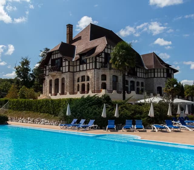 Village de vacances du château Cazalères